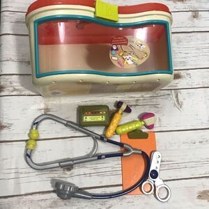 B. toys Toy Doctor Kit Wee MD Nurse Kit Medical